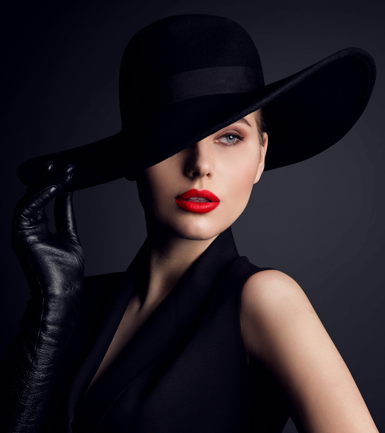 Woman Beauty in Hat, Elegant Fashion Model Retro Style Portrait on Black